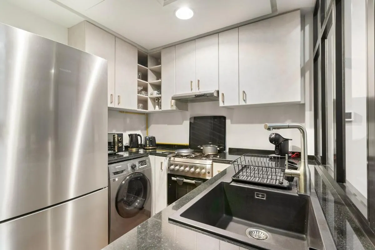 First Class Studio Urban Hideaway Dubai 0*,  United Arab Emirates